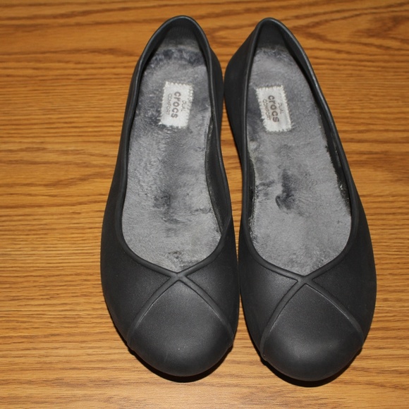 crocs olivia ii lined flat